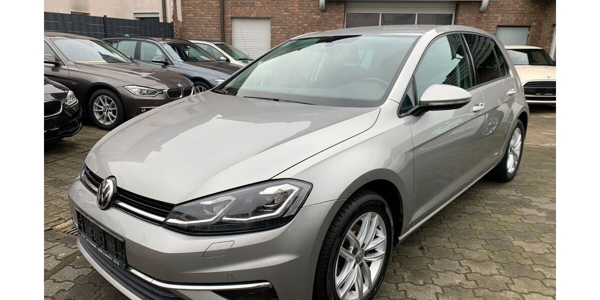 VW Golf 118.000 km 14.300 &euro; Moers 47443