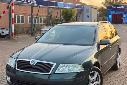 Skoda Octavia 178.000 km 2.800 &euro; Essen 45356