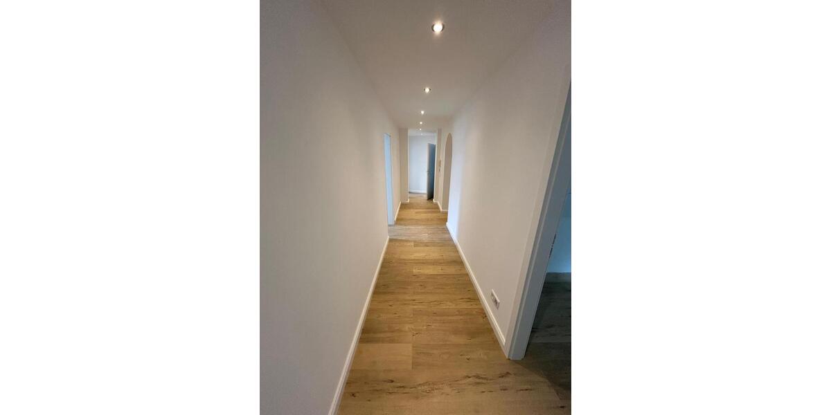 Etagenwohnung Wuppertal Arrenberg - 3 Zimmer, 64 m&sup2;, 682&euro; | Angebot:25891661