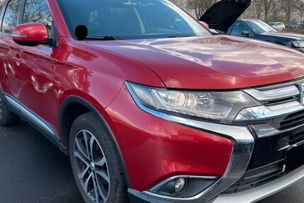 Mitsubishi Outlander 117.357 km 12.500 &euro; Wuppertal 42389