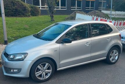 VW Polo 71.420 km 8.800 &euro; velbert 42549