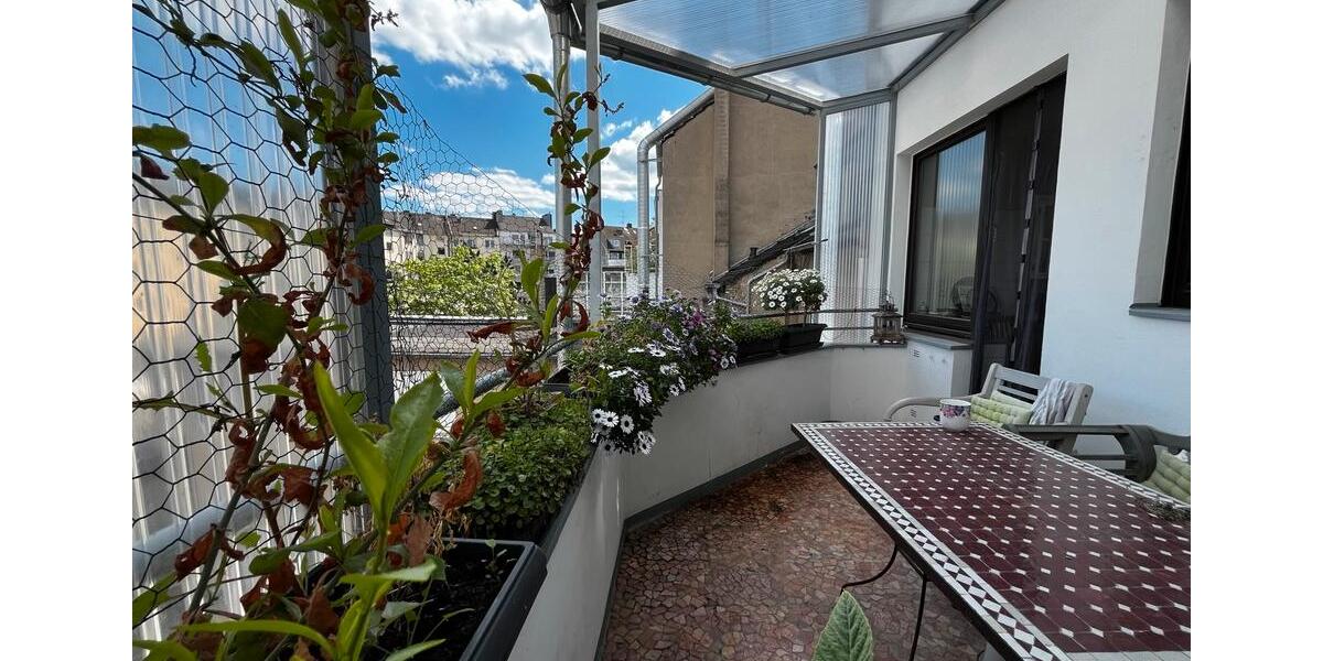 Etagenwohnung Düsseldorf Pempelfort - 3 Zimmer, 88 m&sup2;, 500.000&euro; | Angebot:26945706
