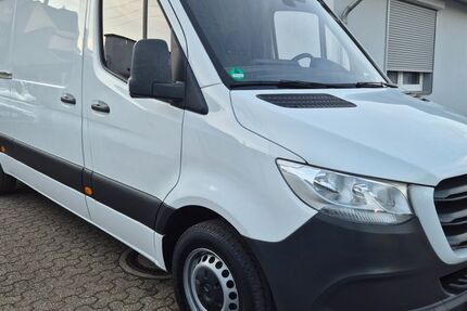 Mercedes-Benz Sprinter 85.000 km 23.750 &euro; Düsseldorf 40591