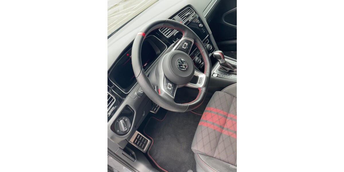 VW Golf 45.000 km 32.000 &euro; Oberhausen 46045