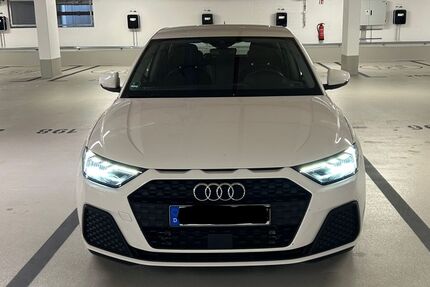 Audi A1 11.000 km 22.000 &euro; Düsseldorf 40477