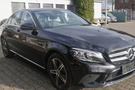 Mercedes-Benz C 300 123.306 km 25.950 &euro; Düsseldorf 40233