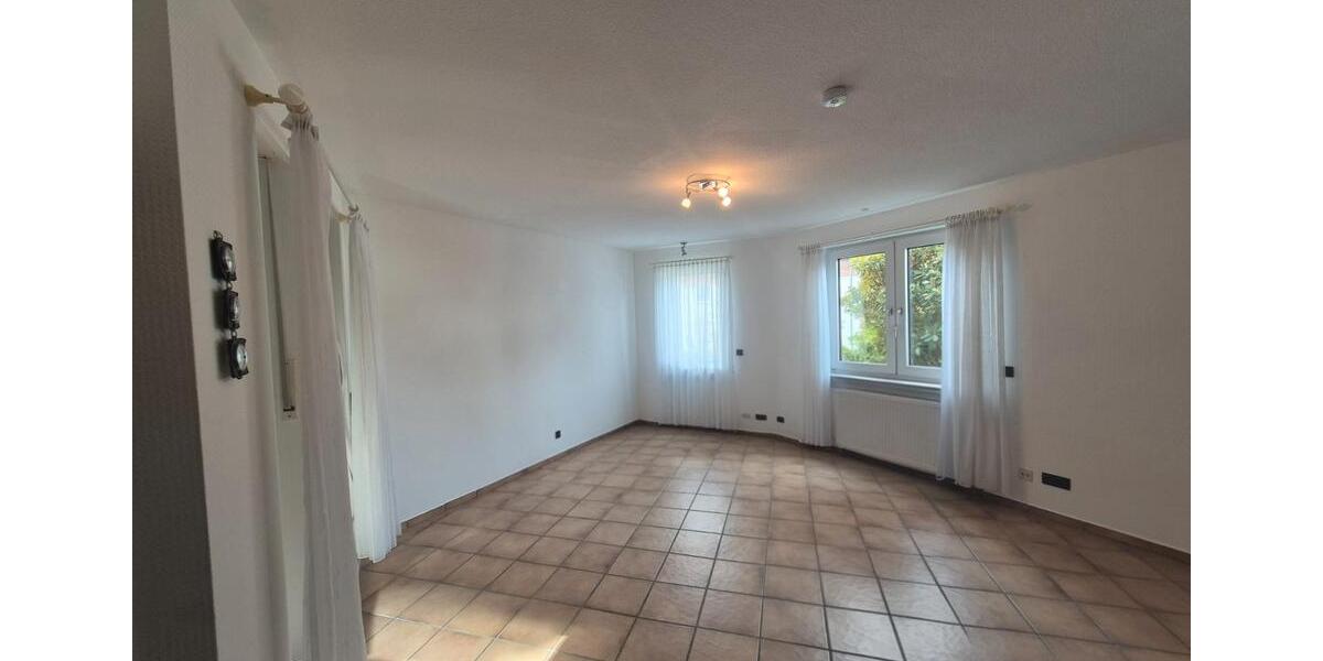 Etagenwohnung Essen Stadtbezirk III - 1.5 Zimmer, 45 m&sup2;, 500&euro; | Angebot:25993004