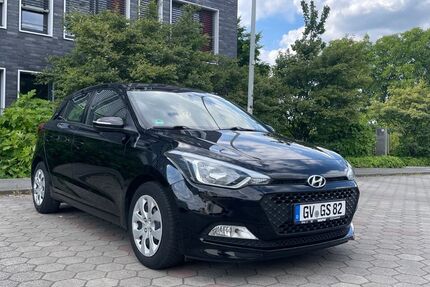 Hyundai i20 55.000 km 9.300 &euro; Grevenbroich 41515