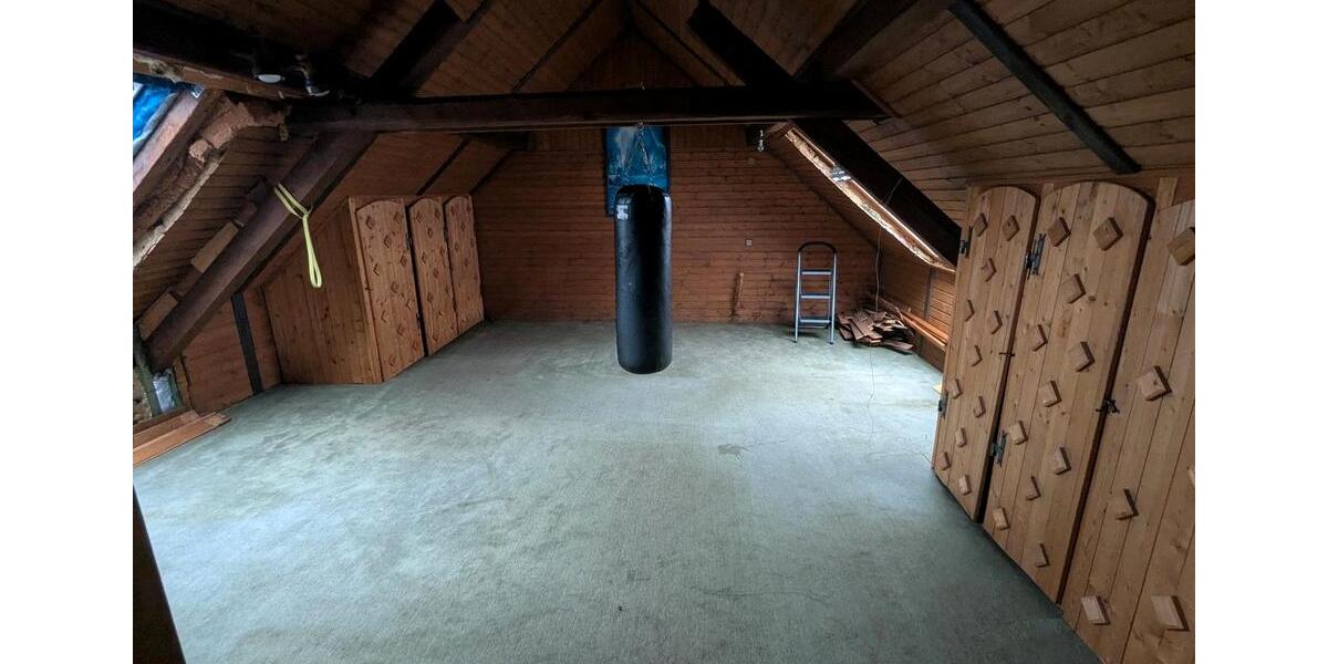 Mehrfamilienhaus, Wohnhaus Grevenbroich - 8.5 Zimmer, 575.000&euro; | Angebot:22970462