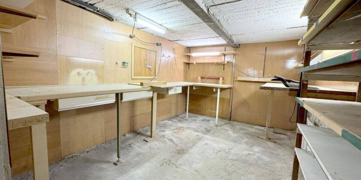 Einfamilienhaus Oberhausen Sterkrade-Mitte - 8 Zimmer, 145 m&sup2;, 275.000&euro; | Angebot:26572490