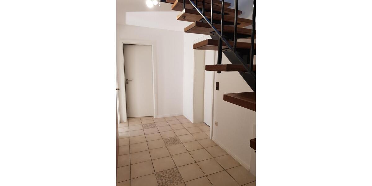 Maisonettenwohnung Neuss Allerheiligen - 5 Zimmer, 111 m&sup2;, 399.000&euro; | Angebot:27191526