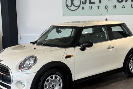 Mini One First 88.322 km 8.400 &euro; Wuppertal 42349
