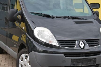 Renault Trafic 177.332 km 11.800 &euro; DÜSSELDORF 40231