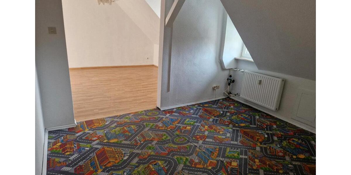 Dachgeschoßwohnung Gelsenkirchen Ückendorf - 3 Zimmer, 67 m&sup2;, 520&euro; | Angebot:25264766
