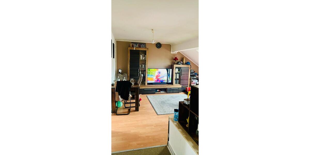 Dachgeschoßwohnung Düsseldorf Stadtbezirk 8 - 2 Zimmer, 60 m&sup2;, 1.050&euro; | Angebot:26459548