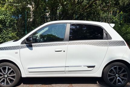 Renault Twingo 88.372 km 7.499 &euro; Duisburg 47228