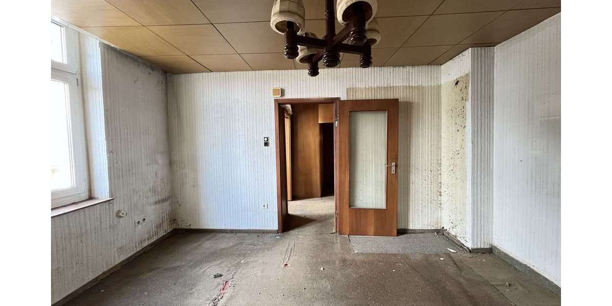 Etagenwohnung Düsseldorf Oberbilk - 2 Zimmer, 38 m&sup2;, 119.000&euro; | Angebot:27535585