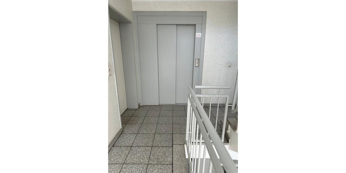 Etagenwohnung Duisburg Duisburg-Mitte - 2.5 Zimmer, 63 m&sup2;, 535&euro; | Angebot:26261726
