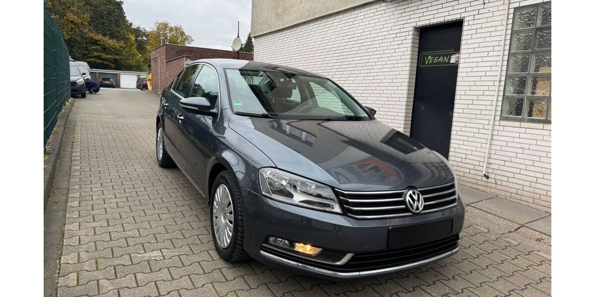 VW Passat 199.000 km 6.100 &euro; Essen 45143