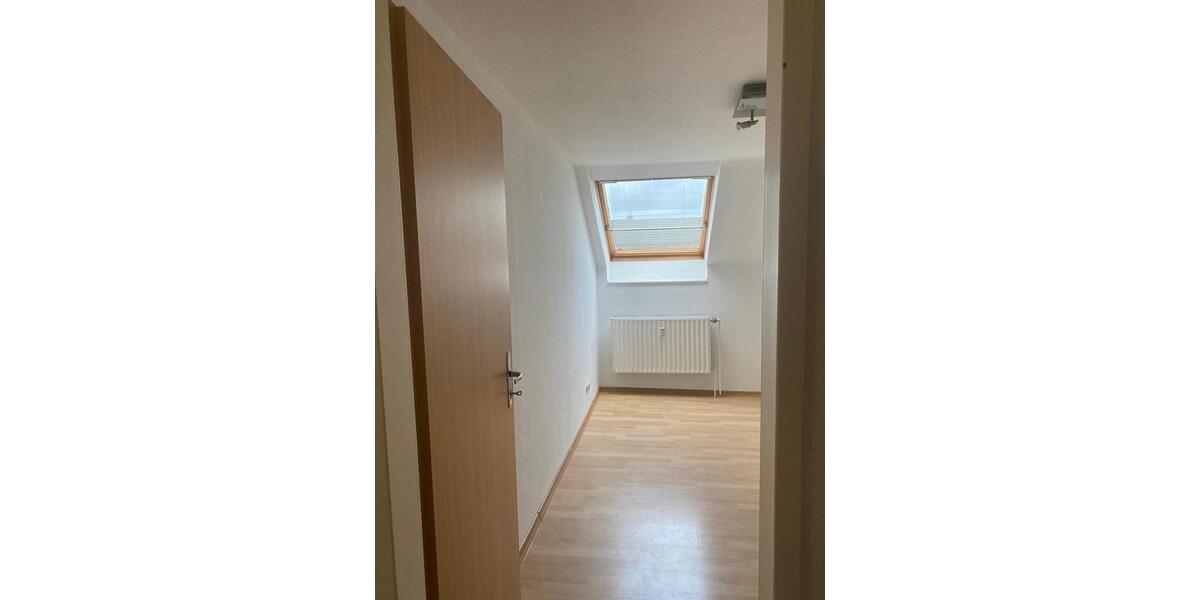Maisonettenwohnung Krefeld - 2 Zimmer, 61 m&sup2;, 670&euro; | Angebot:27537504