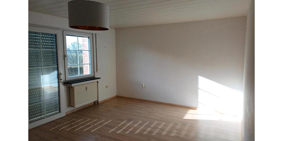Etagenwohnung Solingen Burg - 1 Zimmer, 45 m&sup2;, 550&euro; | Angebot:25251405