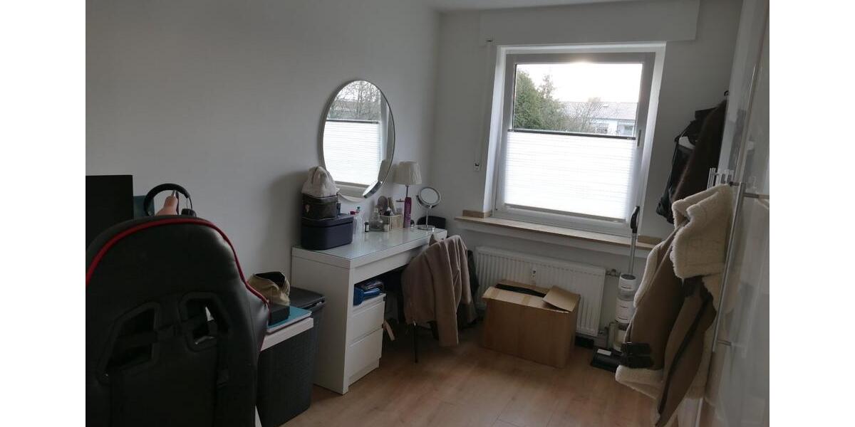 Hochparterre Korschenbroich - 4 Zimmer, 72 m&sup2;, 900&euro; | Angebot:25917238