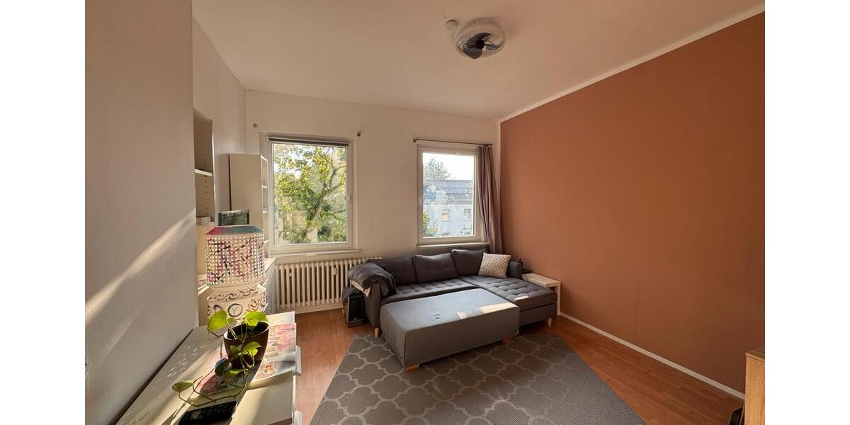 Etagenwohnung Essen Stadtbezirk VI - 2 Zimmer, 50 m&sup2;, 700&euro; | Angebot:25637303