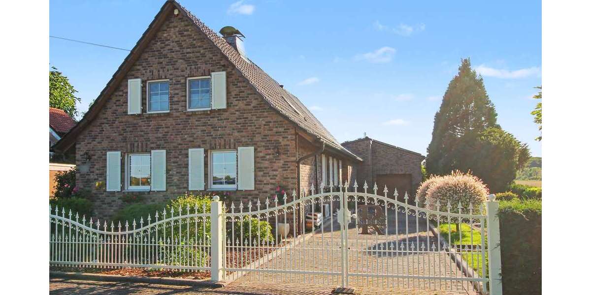 Einfamilienhaus Neukirchen-Vluyn Vluyn - 6 Zimmer, 271 m&sup2;, 1.175.000&euro; | Angebot:26971327