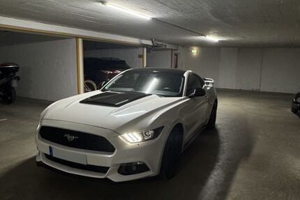 Ford Mustang 102.000 km 20.499 &euro; Haan 42781