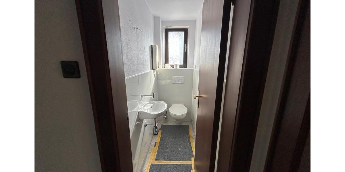 Etagenwohnung Düsseldorf Stadtbezirk 9 - 3 Zimmer, 105 m&sup2;, 1.650&euro; | Angebot:27533590