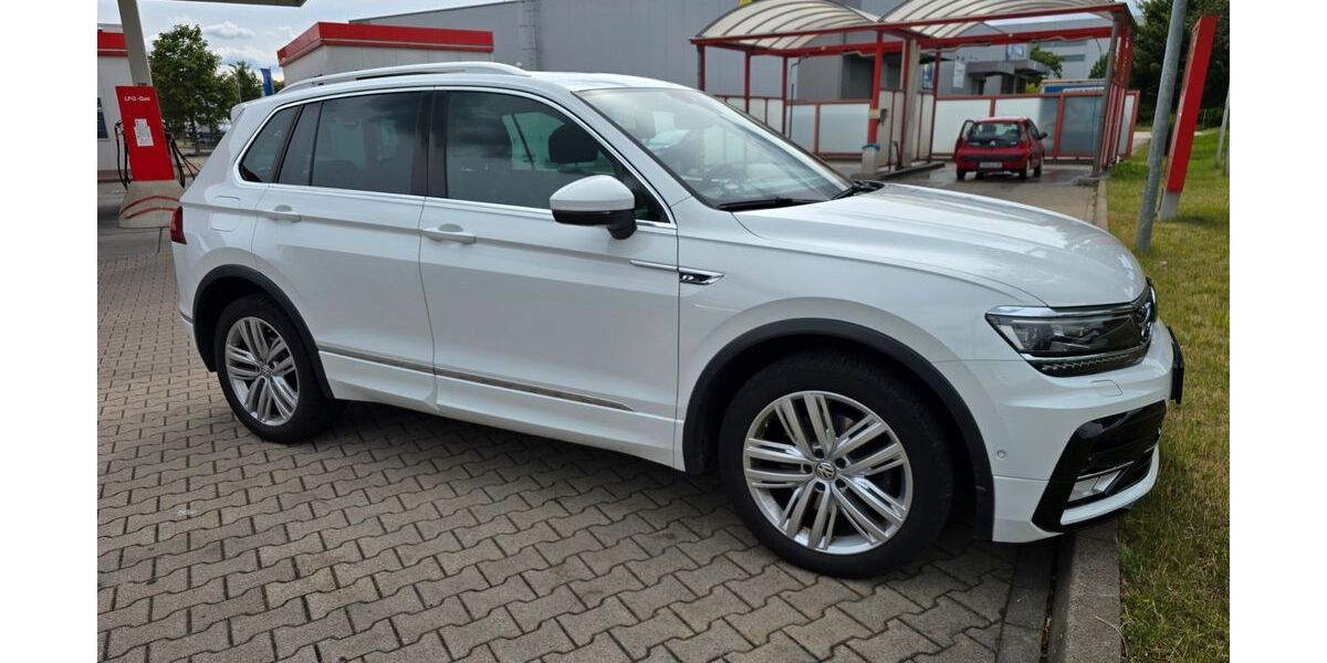 VW Tiguan 105.950 km 24.900 &euro; Monheim am Rhein 40789