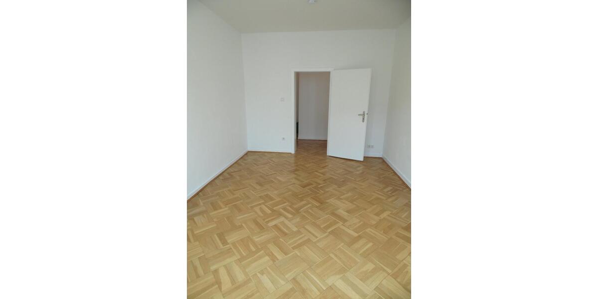 Etagenwohnung Düsseldorf Niederkassel - 3 Zimmer, 93 m&sup2;, 1.750&euro; | Angebot:26364807