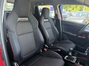 Suzuki Swift 1.4 Sport +Kamera+Sportpaket+Navi+ 35.893 km 16.888 &euro; Meerbusch 40667