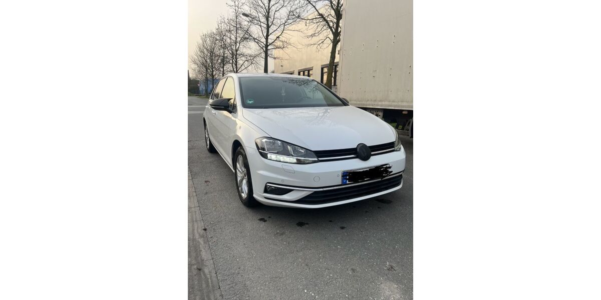 VW Golf 129.000 km 12.000 &euro; Essen 45329
