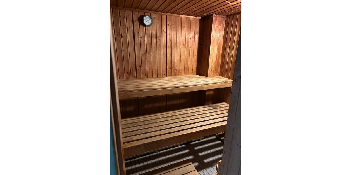 Etagenwohnung Düsseldorf Oberbilk - 2 Zimmer, 66 m&sup2;, 1.550&euro; | Angebot:26227595