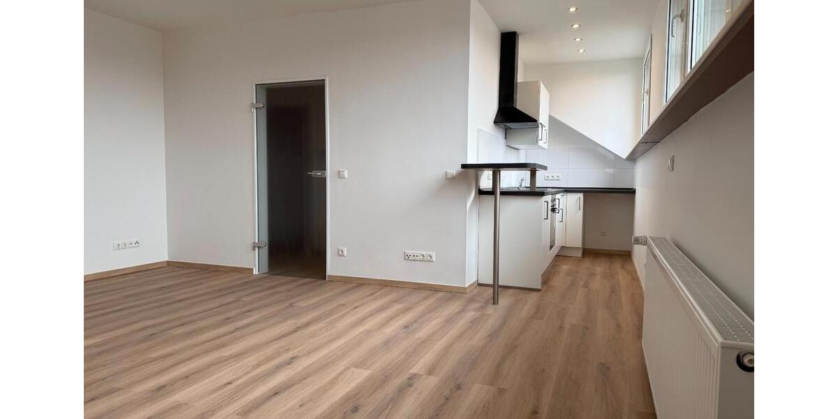 Dachgeschoßwohnung Essen Stadtbezirk IV - 1 Zimmer, 36 m&sup2;, 460&euro; | Angebot:27544492