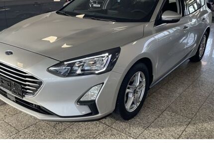 Ford Focus 38.206 km 15.485 &euro; Wuppertal 42329