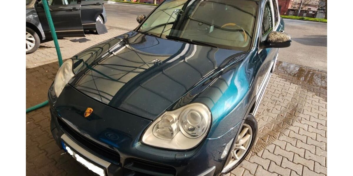 Porsche Cayenne 231.000 km 5.990 &euro; Remscheid 42899