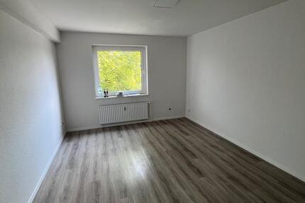 Wohnung Essen Stadtbezirk V - 1 Zimmer, 25 m&sup2;, 476&euro; | Angebot:25413178