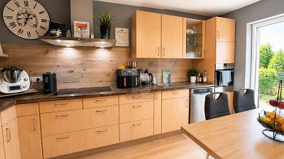 RAUM FÜR FAMILIE, ARBEIT UND RENDITE IN RUHIGER LAGE - Reihenmittelhaus Oberhausen Schmachtendorf | Angebot:26958592