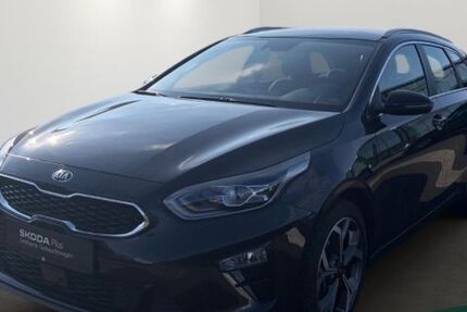 Kia ceed / Ceed 49.223 km 18.890 &euro; Düsseldorf 40233