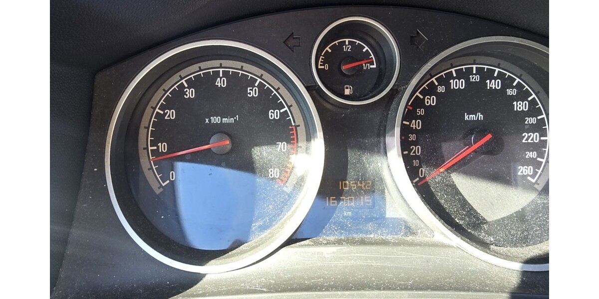 Opel Astra 166.100 km 2.000 &euro; Duisburg 47051