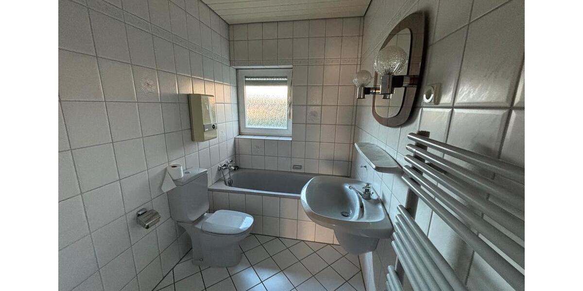 Reihenhaus Wuppertal Gemarkung Ronsdorf - 4 Zimmer, 117 m&sup2;, 399.900&euro; | Angebot:25238611