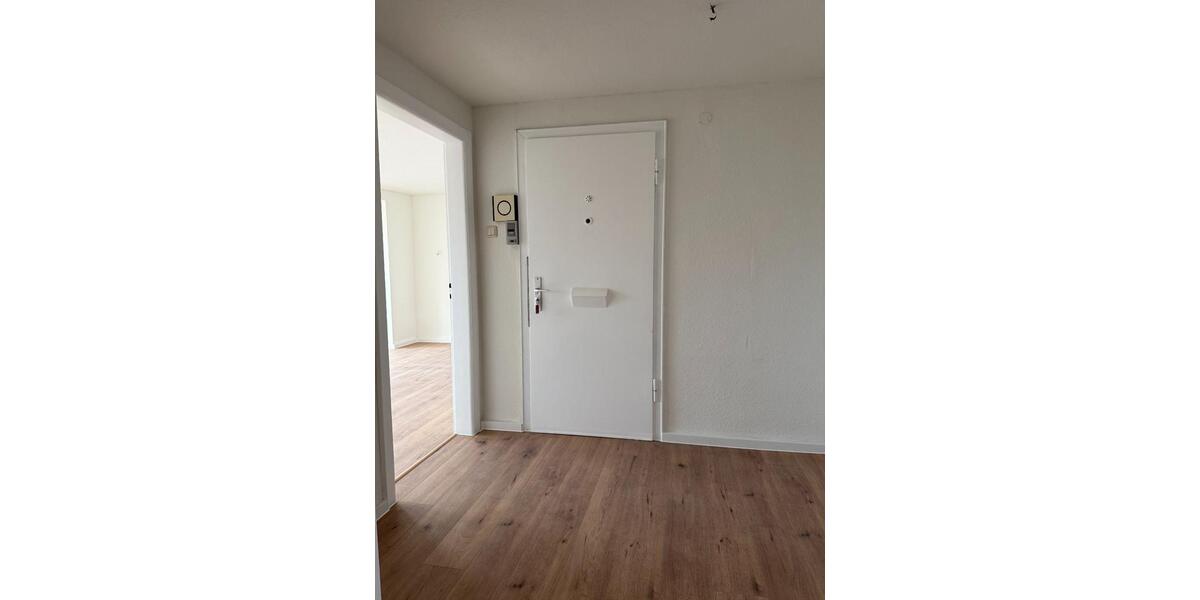 Dachgeschoßwohnung Gelsenkirchen - 2 Zimmer, 85 m&sup2;, 460&euro; | Angebot:25418936