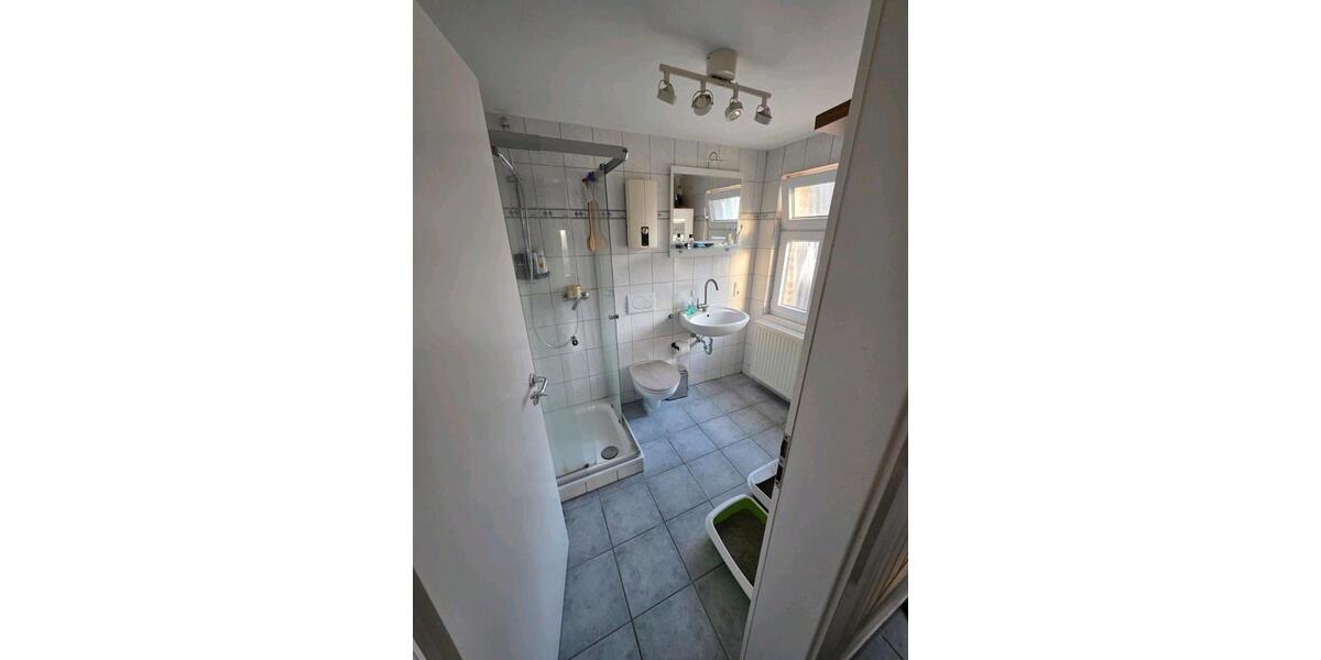 Etagenwohnung Korschenbroich - 1 Zimmer, 65 m&sup2;, 600&euro; | Angebot:25613642