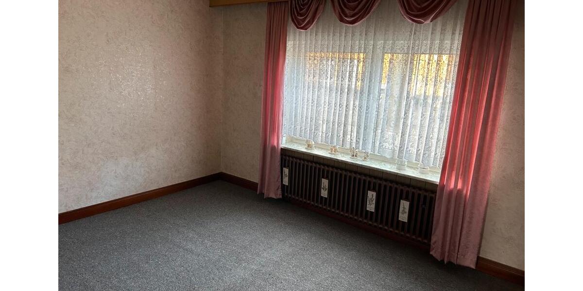 Mehrfamilienhaus, Wohnhaus Duisburg Mittelmeiderich - 16 Zimmer, 424 m&sup2;, 450.000&euro; | Angebot:27168589