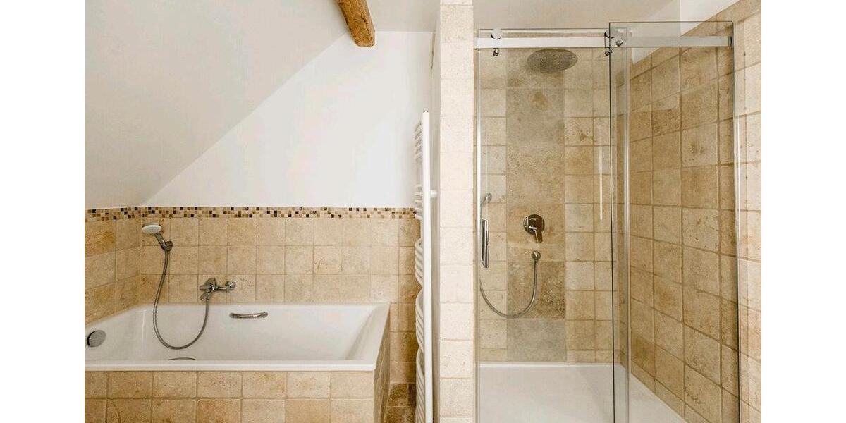 Dachgeschoßwohnung Remscheid Lüttringhausen - 2 Zimmer, 54 m&sup2;, 990&euro; | Angebot:25307115