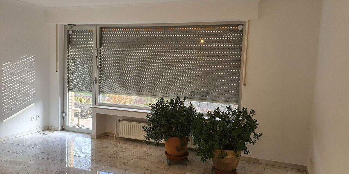Etagenwohnung Duisburg Rahm - 4 Zimmer, 130 m&sup2;, 1.695&euro; | Angebot:25854102