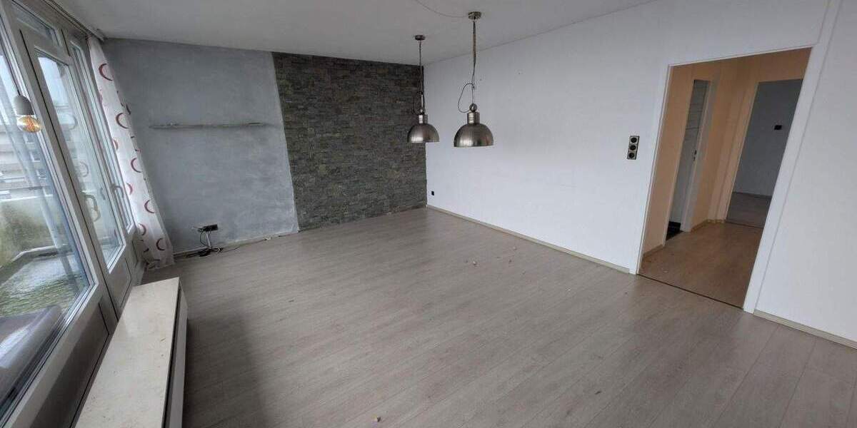 Etagenwohnung Wuppertal Elberfeld - 3 Zimmer, 92 m&sup2;, 229.000&euro; | Angebot:25760371