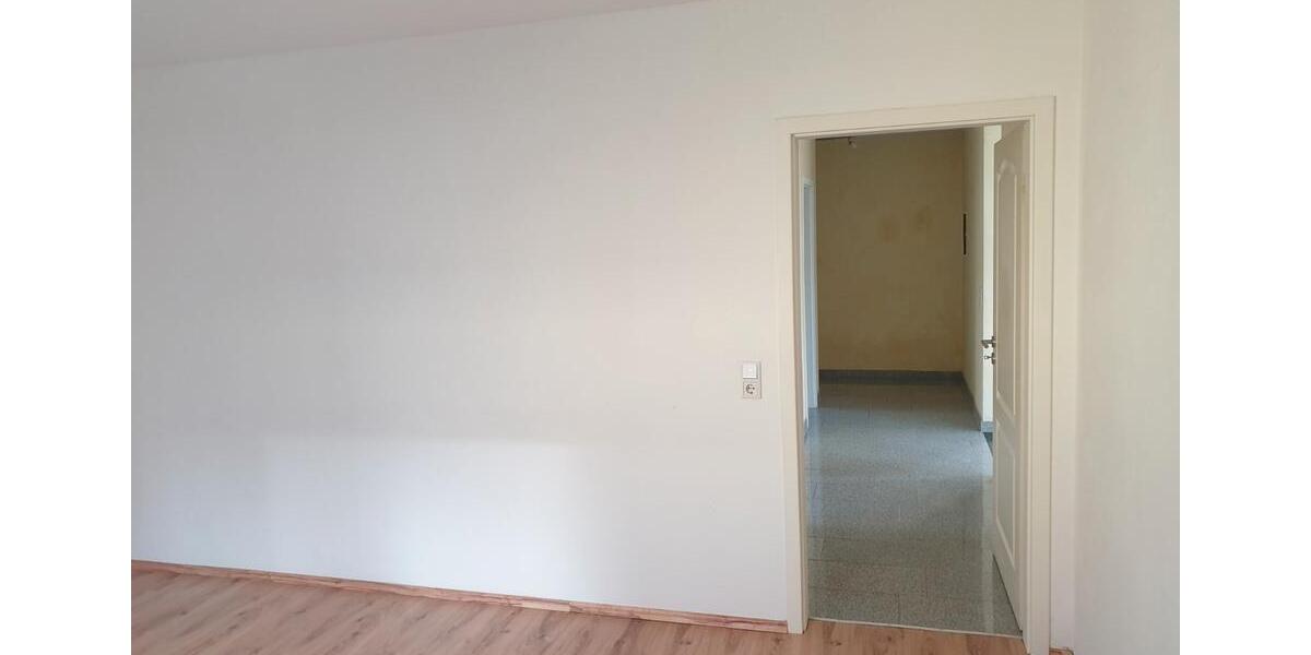 Etagenwohnung Langenfeld (Rheinland) - 3 Zimmer, 95 m&sup2;, 365.000&euro; | Angebot:26395115